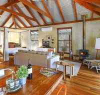 Billabong Moon - Tourism Brisbane