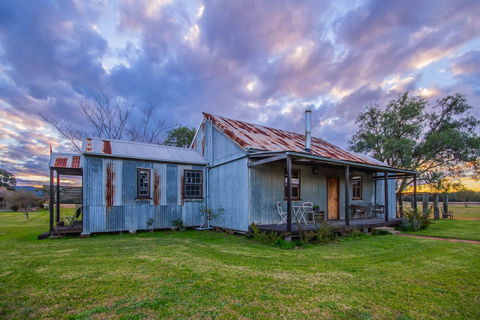 Blaxland's Cottage - Brisbane 4u 0