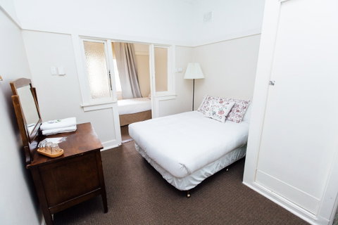 Bundanoon Hotel - Tourism Brisbane 2