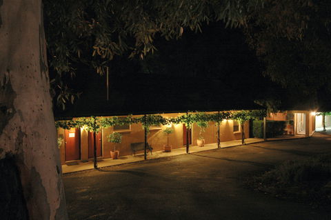 Burra Motor Inn - Brisbane 4u 1