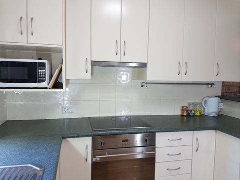 Centennial Terrace Apartments - Tourism Brisbane 1