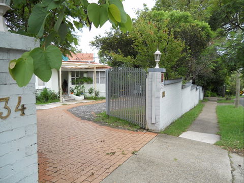 Chatswood Inn - Brisbane 4u 0
