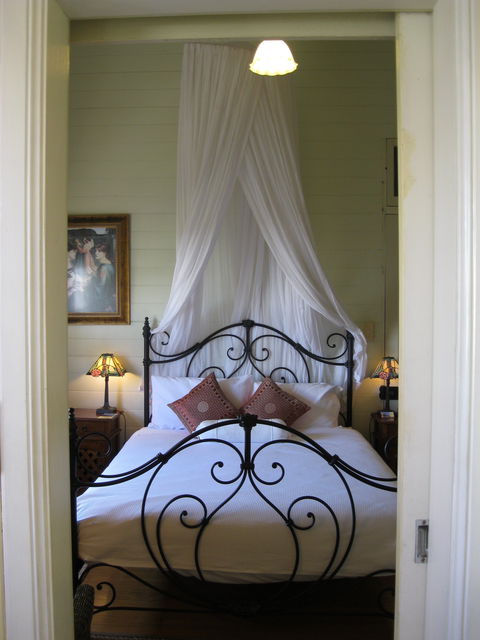 Classique Bed And Breakfast - Brisbane Tourism 1