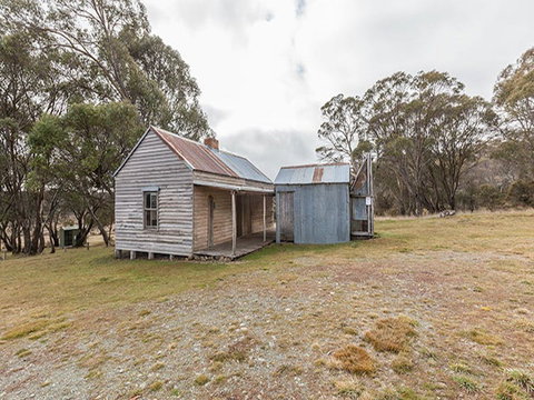Cooinbil Hut Campground - Tourism Brisbane 1