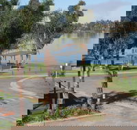 DC on the Lake - Brisbane Tourism