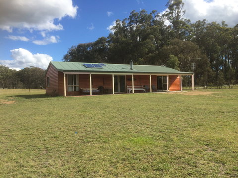 Dunmore Trout Waters - Tourism Brisbane 0