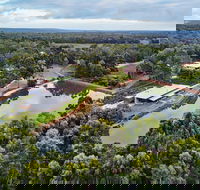 Eight Willows Retreat - Brisbane Tourism