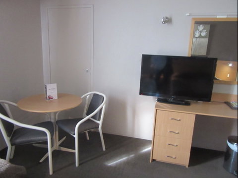 El Toro Motor Inn - Tourism Brisbane 2