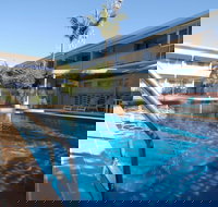 Golden Sands Motor Inn - Tourism Brisbane