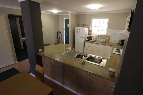 Hillary's Apartment - Tourism Brisbane 1