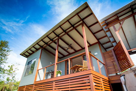 Lilypad Luxury Cabins - Brisbane Tourism 0