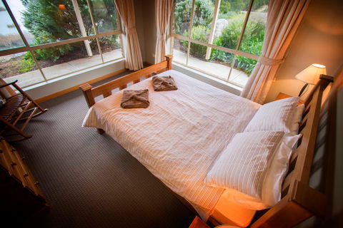 Limestone Ridge - Holiday House - Brisbane Tourism 1