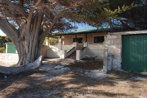 Managers Lodge - Innes National Park - Brisbane Tourism 0