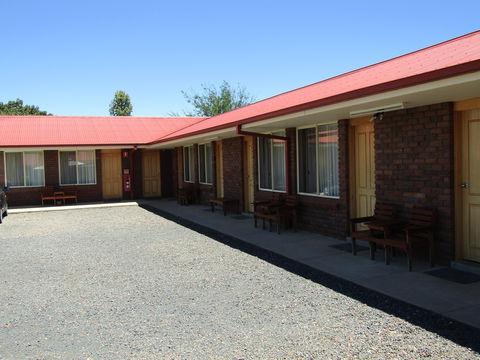 Manilla Motel - Tourism Brisbane 0