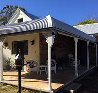 Melaleuca Cottage - Tourism Brisbane