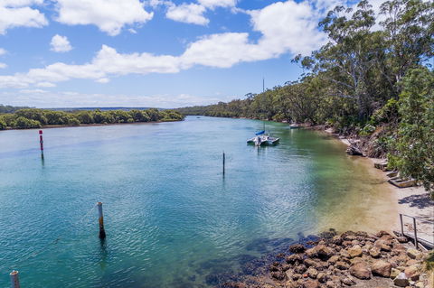 Metta At Myola, Stylish Cedar Beach House - Tourism Brisbane 2