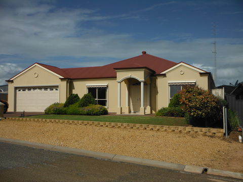New Ladsys - Tourism Brisbane 0