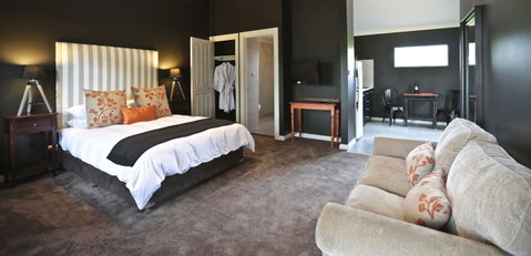 One Paddock Currency Creek Villas And RETREAT - Tourism Brisbane 2