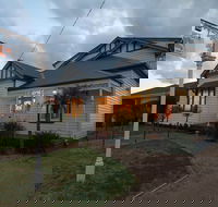 Pelican Sands Bed  Breakfast - Brisbane 4u
