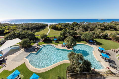 Ramada By Wyndham Marcoola Beach - Tourism Brisbane 0