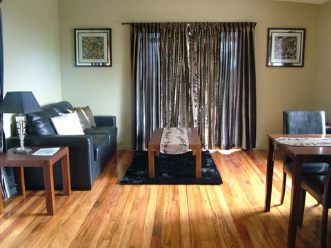Sacred Mountain Retreat - Tourism Brisbane 1