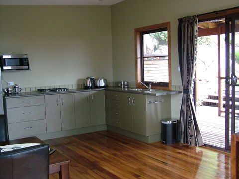 Sacred Mountain Retreat - Tourism Brisbane 2