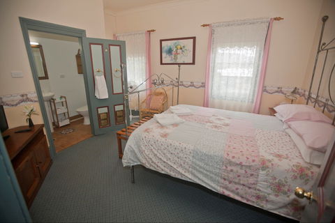 Saints And Sinners B&B - Brisbane 4u 2