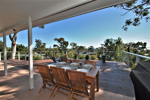 Sea Dreamer Cottage In Waldegrave - Brisbane 4u 0