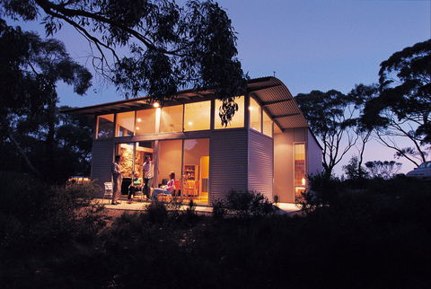 Southern Ocean Retreats - Ridgetop Retreats - Tourism Brisbane 0