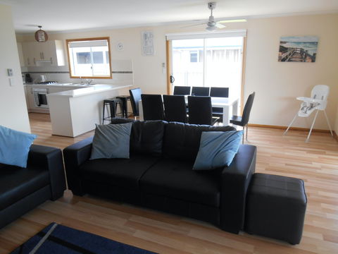 Stormbird Retreat - Tourism Brisbane 2