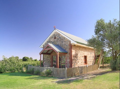 Strathlyn Bed And Breakfast - Tourism Brisbane 0