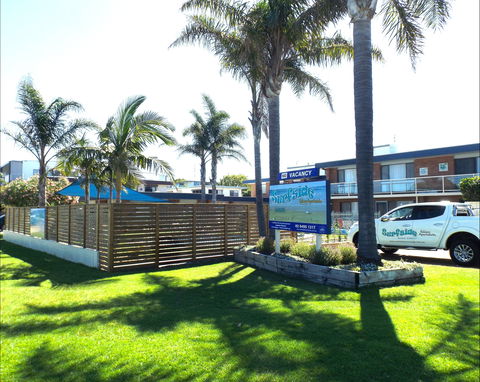 Surfside Holiday Apartments - Brisbane 4u 0