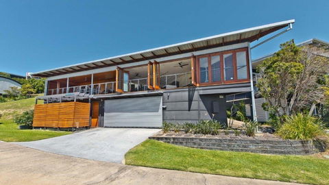 Tangalooma Hilltop Haven - Tourism Brisbane 2