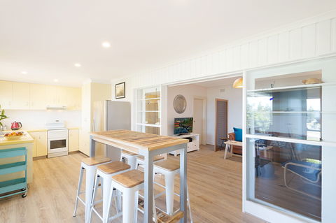 Tathra Beach Break - Brisbane Tourism 1