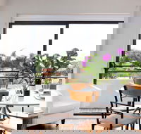 The Beachside Apartment - Tourism Brisbane