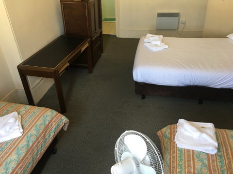 The Victoria Bathurst - Tourism Brisbane 1