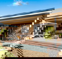 Tumby Villas - Tourism Brisbane
