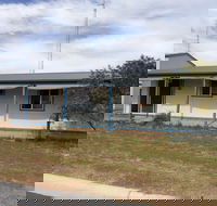 Wallaroo Waves - Brisbane Tourism