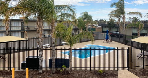 Westland Hotel Motel - Tourism Brisbane 0