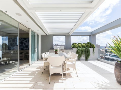 Wylde St Penthouse - Brisbane 4u 1