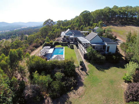 215 Mt Buffalo Retreat - Brisbane 4u 0