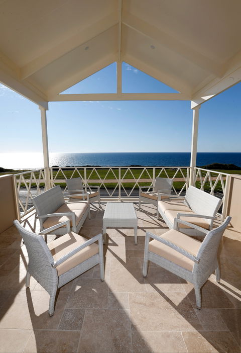 Aldinga Beach Getaways - Brisbane 4u 1