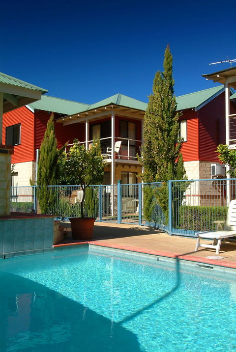 Amalfi Resort  Busselton - Brisbane 4u 1