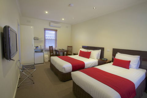 Amaroo Motel - Brisbane 4u 1