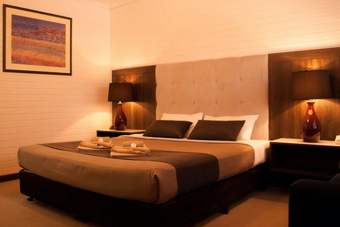 Angaston Vineyards Motel - Brisbane Tourism 0