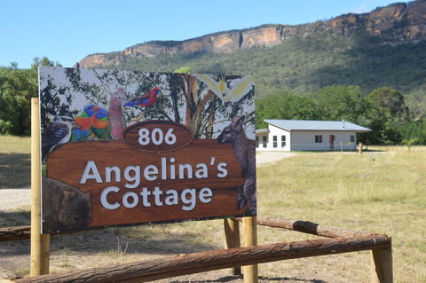 Angelina's Cottage - Capertee Valley - Brisbane 4u 0