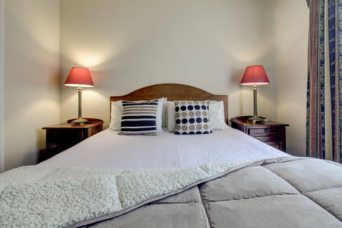 Ashmont Motor Inn And Apartments - Brisbane Tourism 1