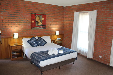 Bakery Hill Motel - Tourism Brisbane 1