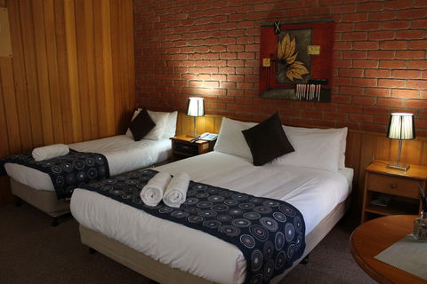 Bakery Hill Motel - Tourism Brisbane 2