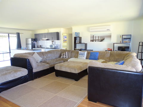 Baydream - Tourism Brisbane 1